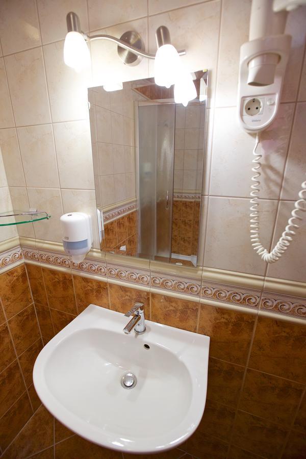 Hotel Jarja Hajdúszoboszló Exteriör bild